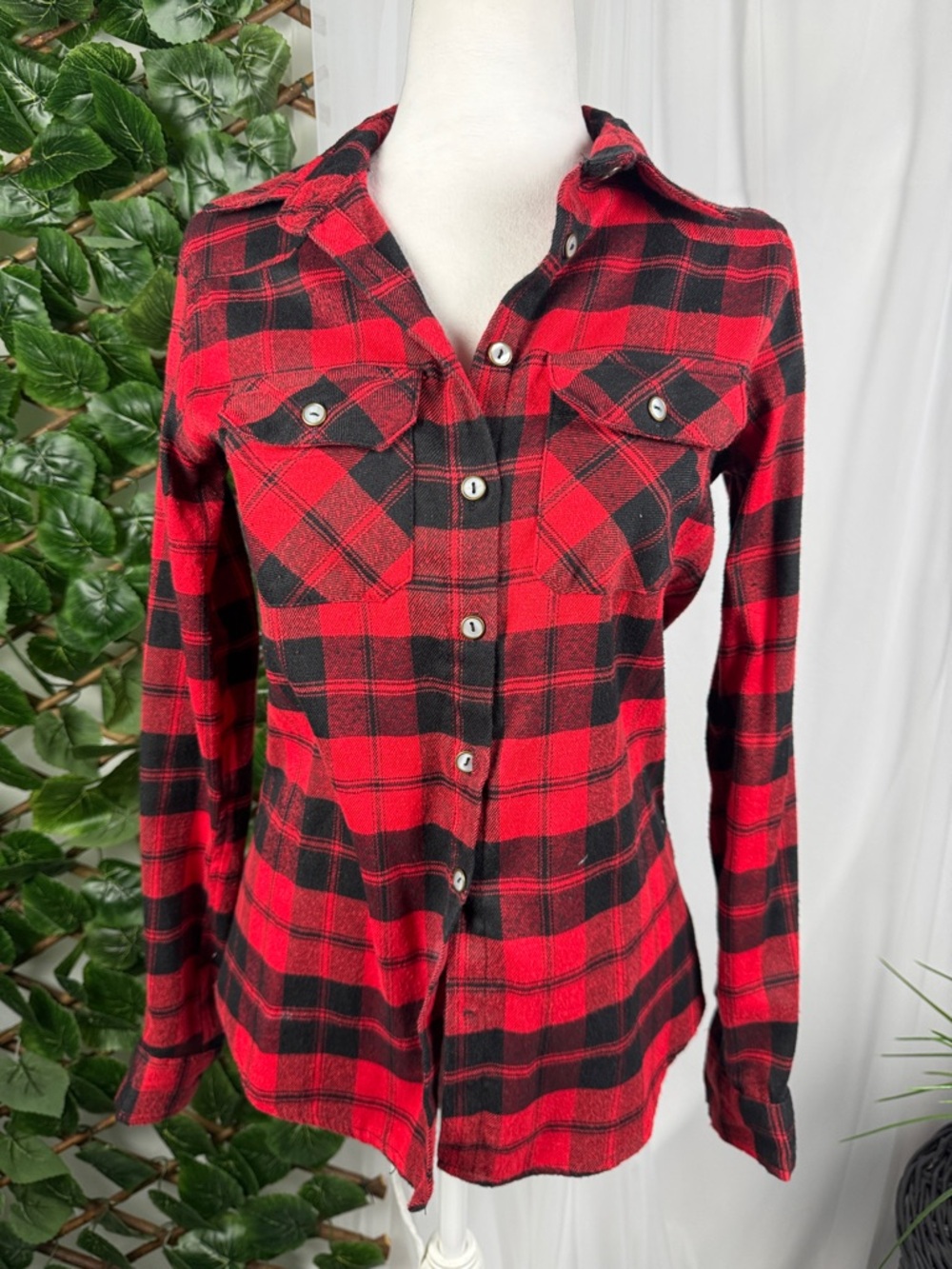 Justify Red and Black Plaid Button-Down Shirt